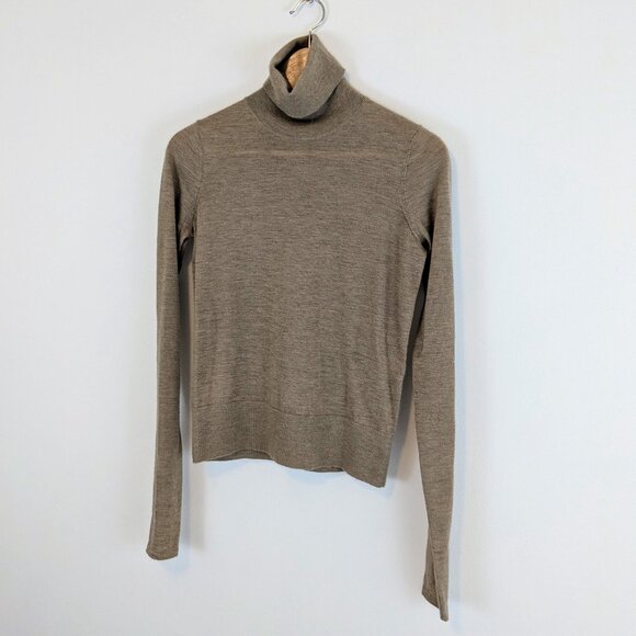 CO Essentials 100% cashmere turtleneck sweater - Picture 1 of 13
